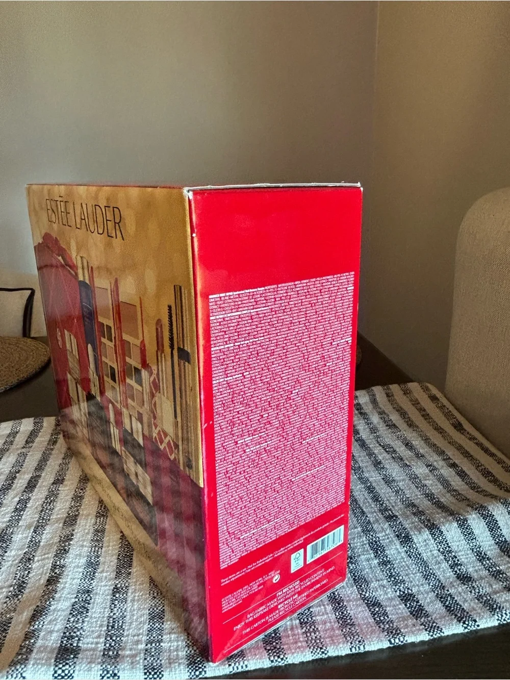 Estee Lauder Pink & Gold Holiday Makeup Eyeshadow Gift Set